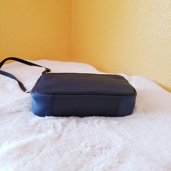 Michael Kors Jet Set Charm Women's Navy Blue Crossbody Bag Nylon Leather Trim - Picture 4 of 16